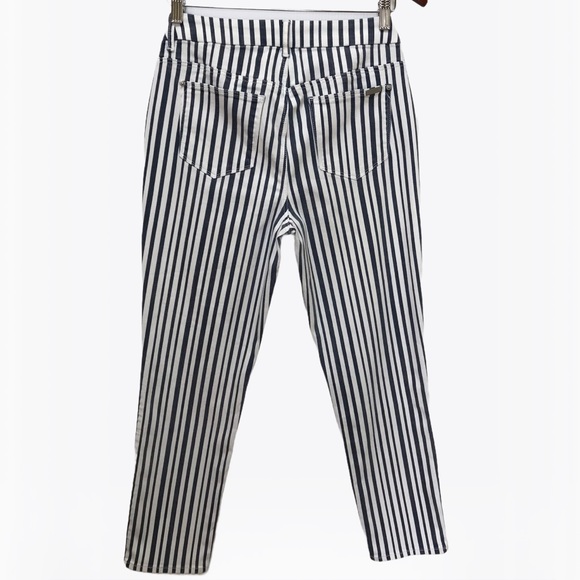 Chico’s So Slimming Striped Girlfriend Jeans - 6 - Picture 6 of 17